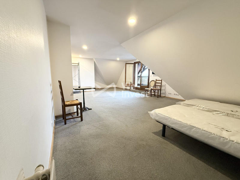 Maison ancienne - 224 m² - 12 pièces