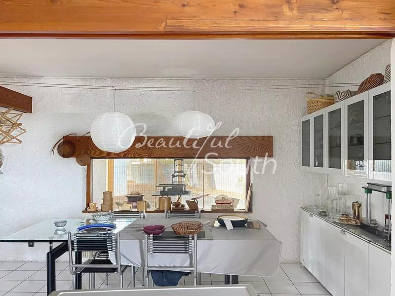 Villa - 202 m² - 5 pièces