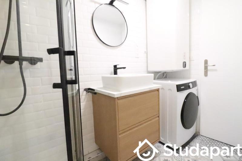 Chambre - 12 m² - 1 pièce