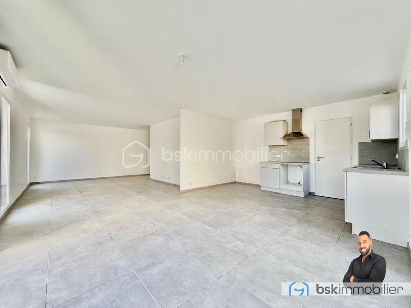 Maison traditionnelle - 100 m² - 4 pièces