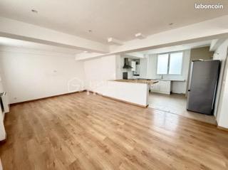 Maison - 138 m² - 6 pièces