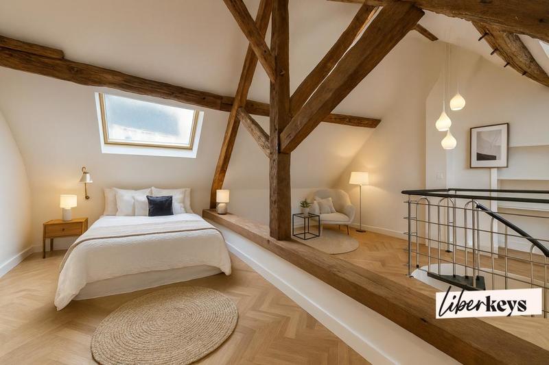 Loft - 83 m² - 4 pièces