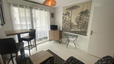 Appartement ancien - 18 m² - 1 pièce