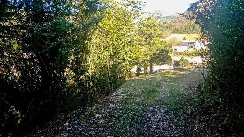 Terrain constructible - 835 m²