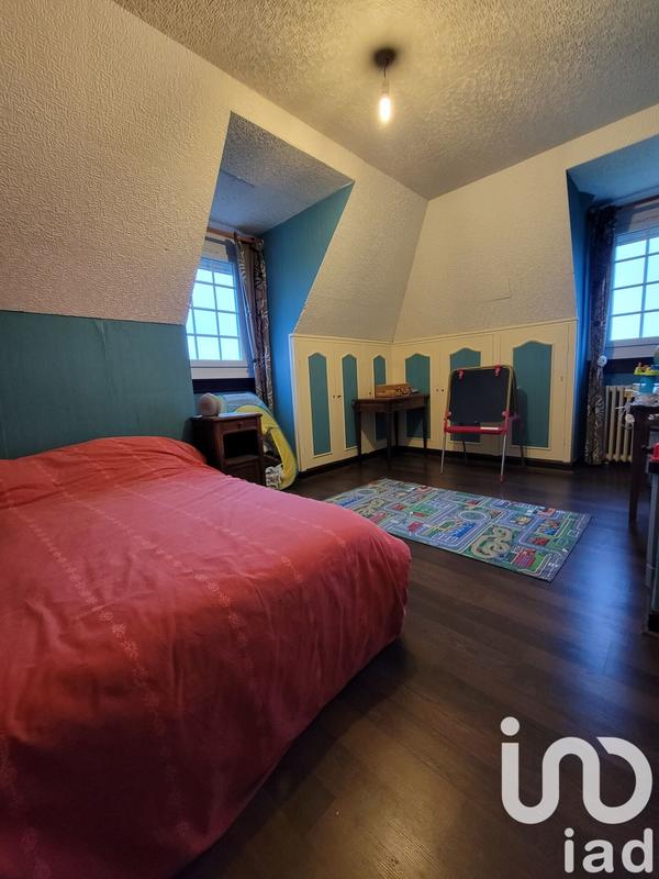 Maison - 190 m² - 9 pièces