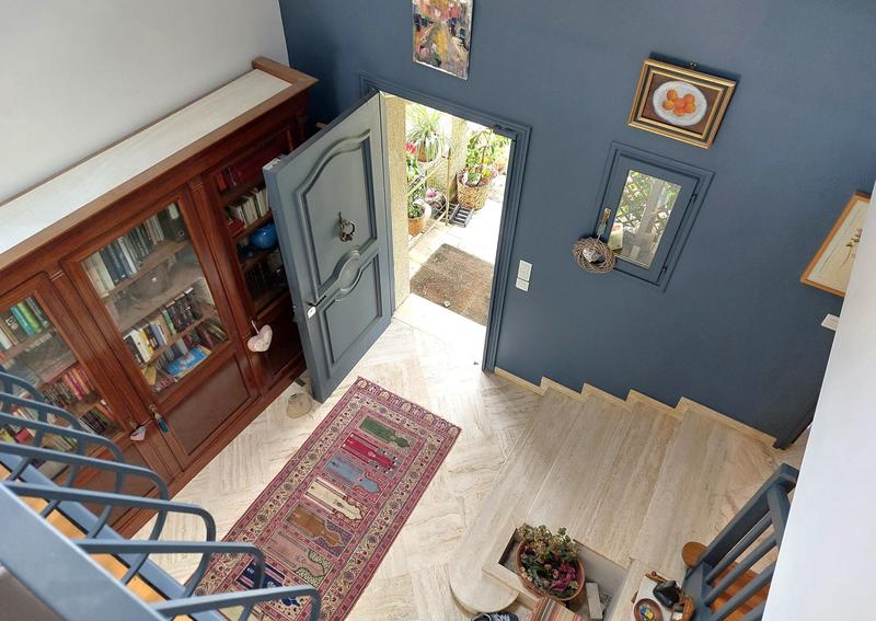 Maison contemporaine - 202 m² - 6 pièces