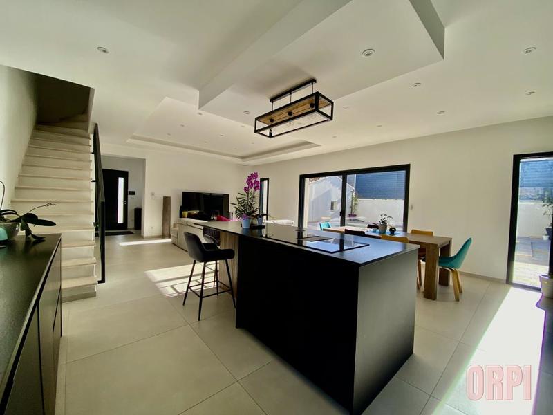 Villa - 150 m² - 5 pièces