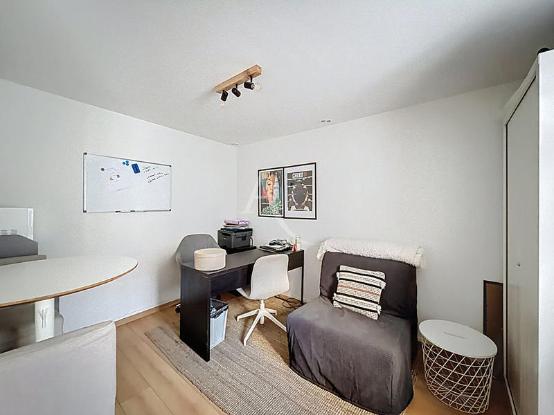 Fonds de commerce - 80 m²