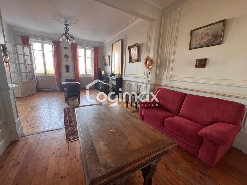 Appartement - 111 m² - 3 pièces