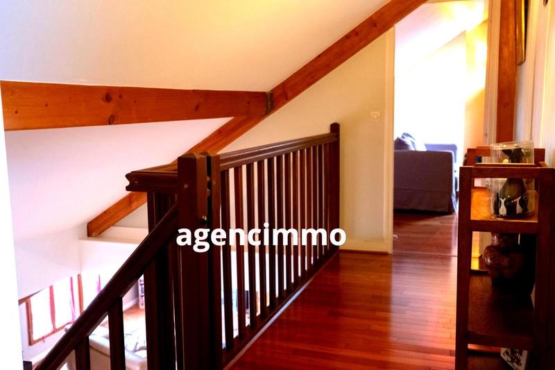 Duplex - 142 m² - 4 pièces