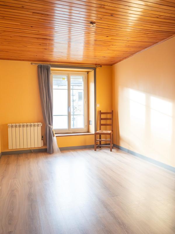 Maison - 130 m² - 7 pièces