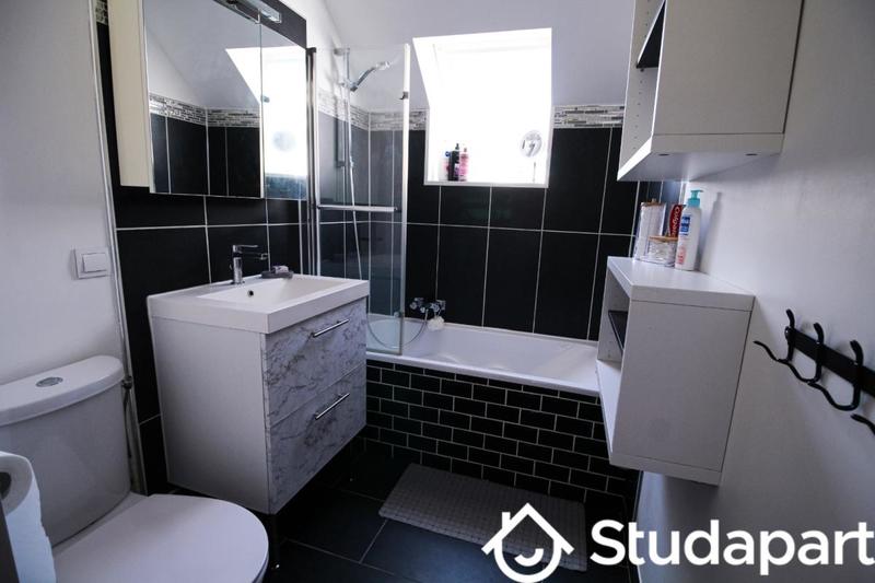 Chambre - 9 m² - 1 pièce