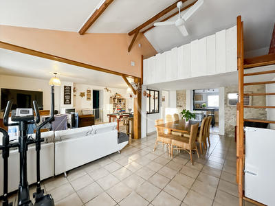 Maison - 131 m² - 5 pièces