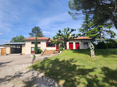 Maison - 183 m² - 5 pièces