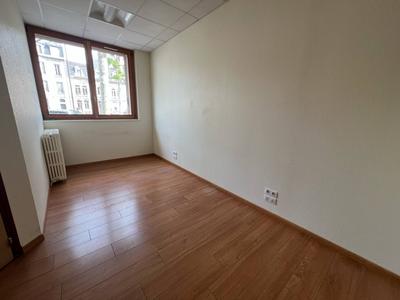 Bureau - 53 m²