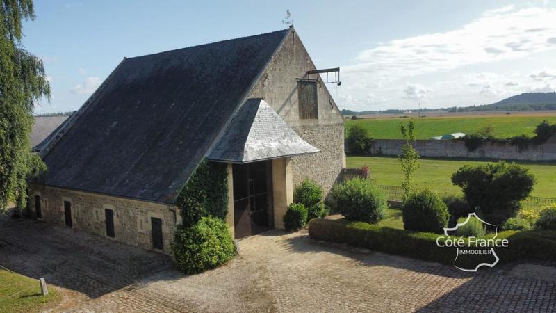 Maison - 278 m² - 14 pièces