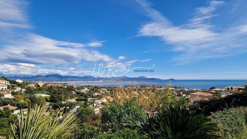 Villa - 240 m² - 7 pièces