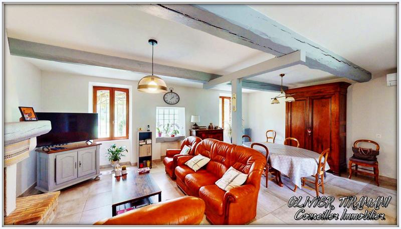 Villa - 160 m² - 8 pièces