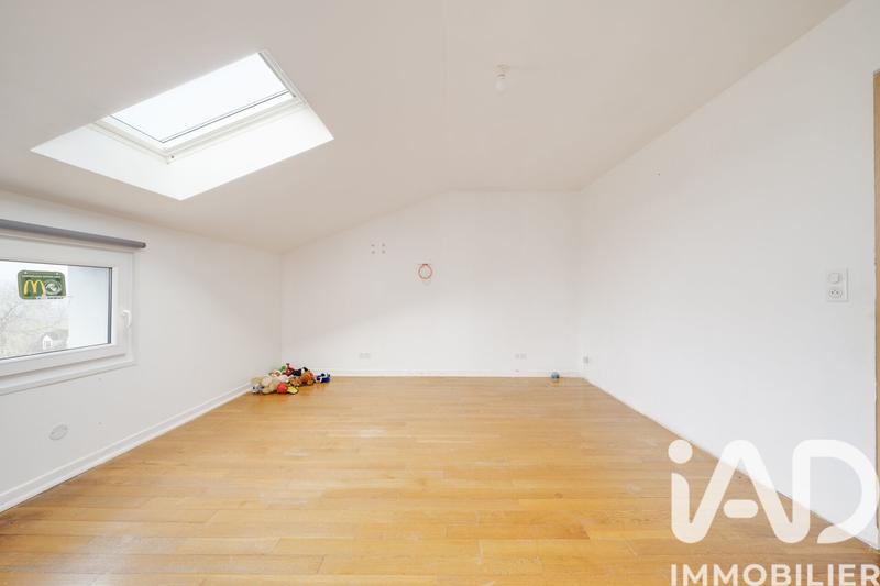 Maison - 253 m² - 8 pièces