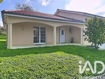 Maison - 140 m² - 6 pièces