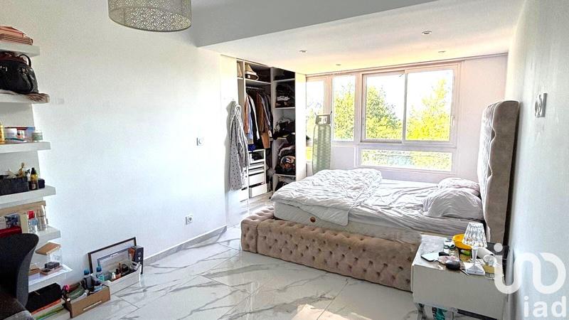 Maison - 485 m² - 27 pièces