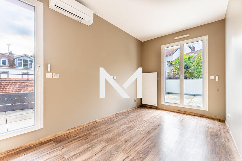 Appartement - 100 m² - 3 pièces