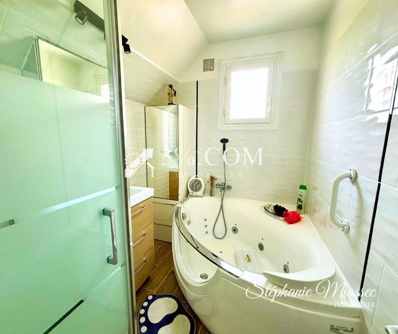 Maison - 126 m² - 5 pièces