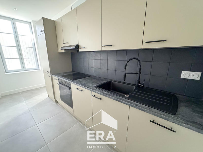 Appartement - 94 m² - 4 pièces