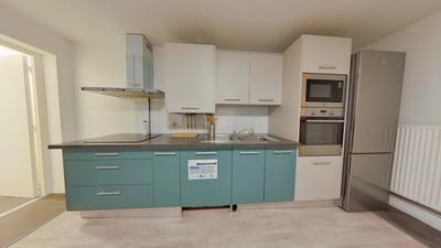 Appartement - 90 m² - 4 pièces