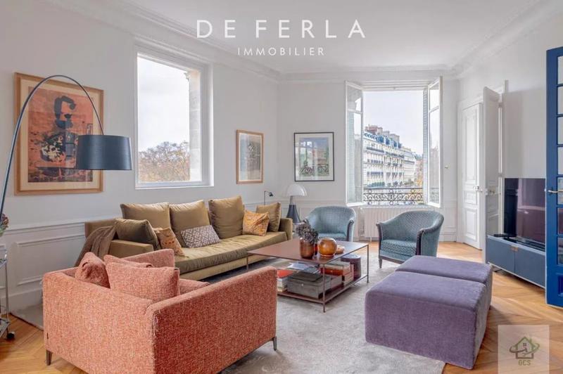 Appartement - 163 m² - 6 pièces