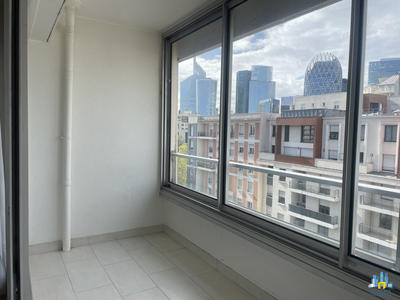 Appartement - 82 m² - 3 pièces