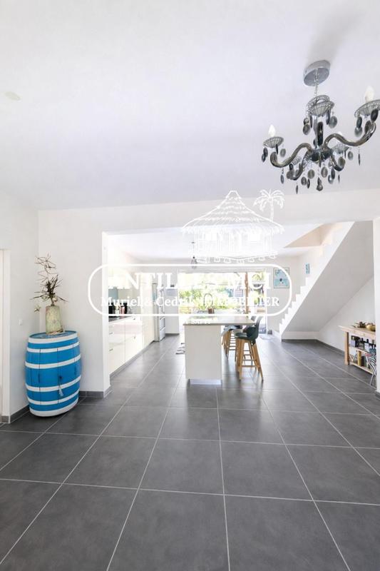 Villa - 192 m² - 7 pièces