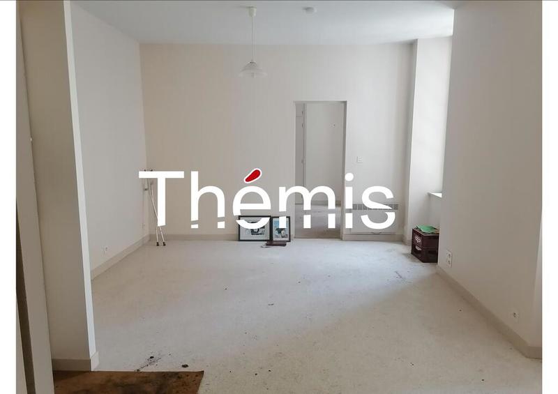 Local d'activité / Entrepôt - 700 m²