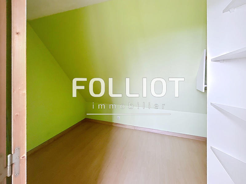 Maison - 277 m² - 8 pièces