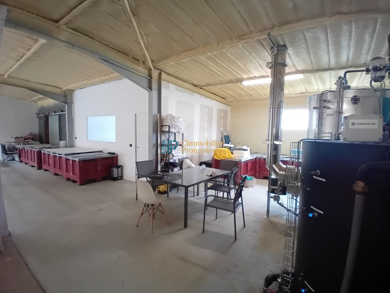 Local d'activités - 500 m²