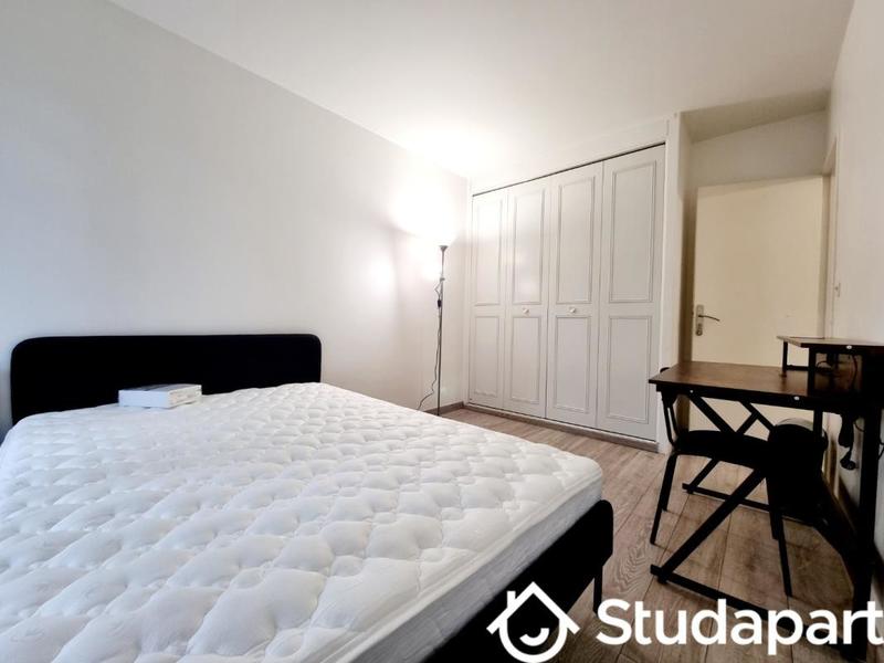 Chambre - 9 m² - 1 pièce