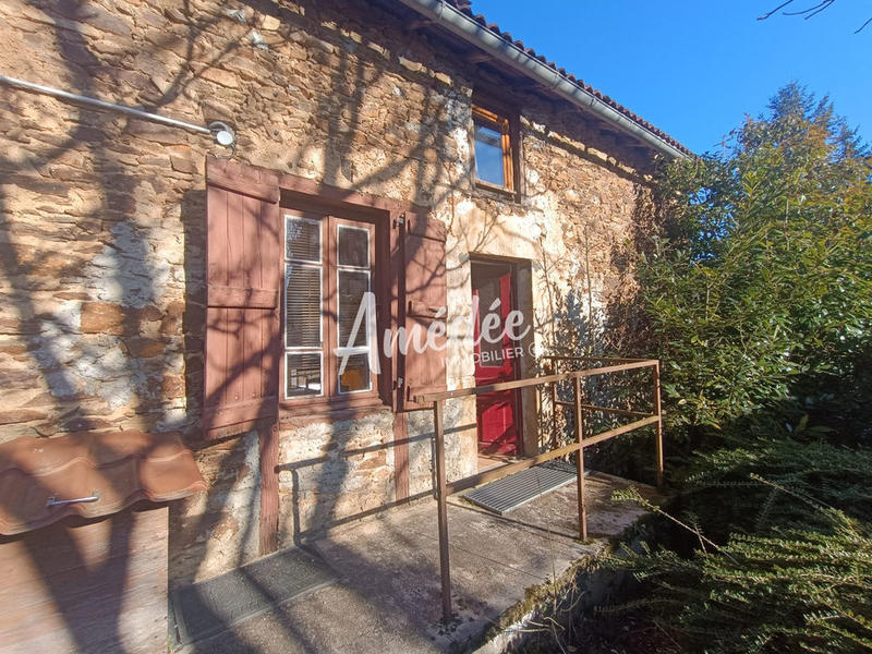 Maison traditionnelle - 195 m² - 9 pièces