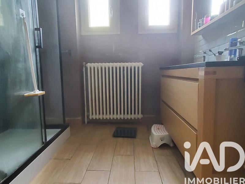 Maison - 187 m² - 8 pièces