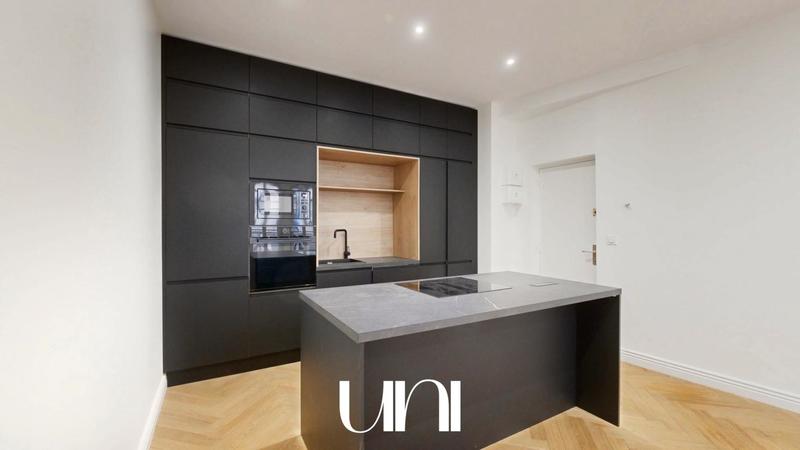 Studio - 33 m² - 2 pièces