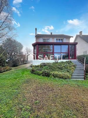 Maison - 158 m² - 7 pièces