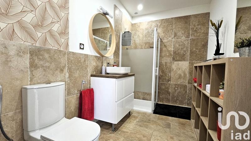 Maison - 251 m² - 7 pièces