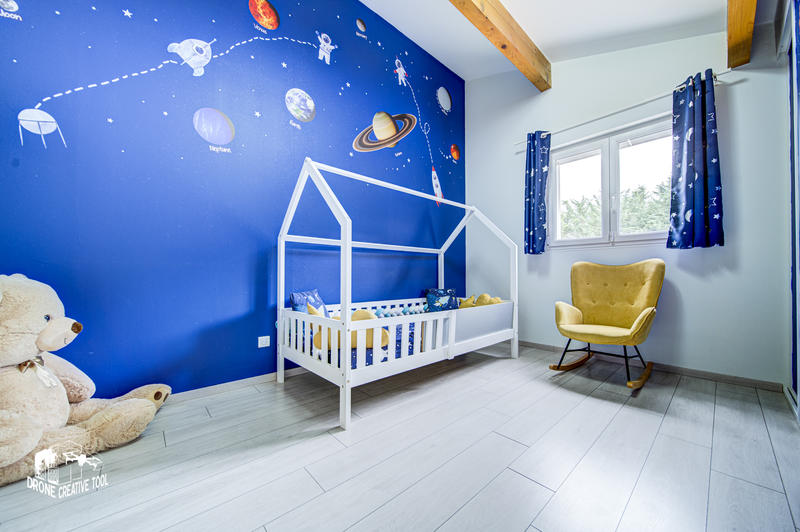 Maison - 280 m² - 7 pièces