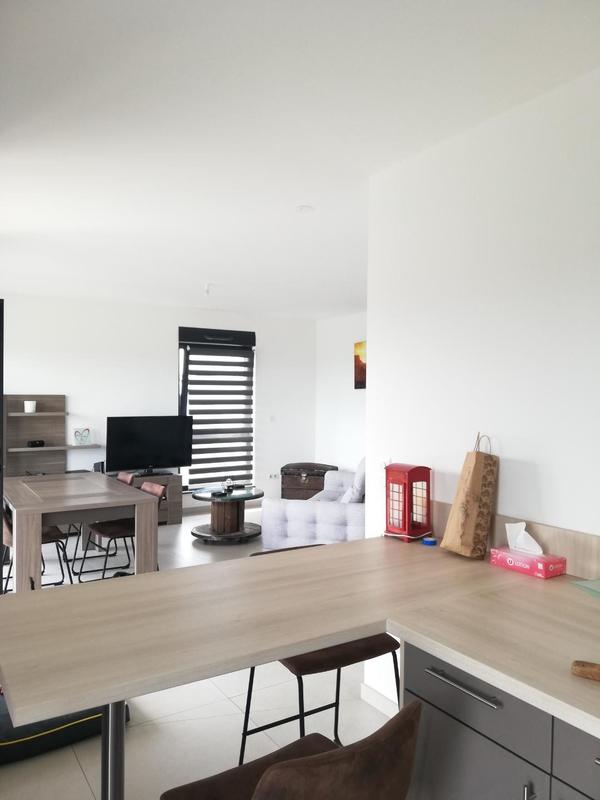 Appartement - 75 m² - 3 pièces