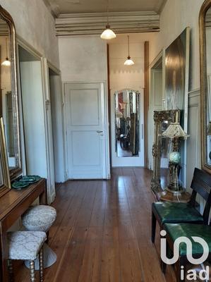 Appartement - 200 m² - 6 pièces