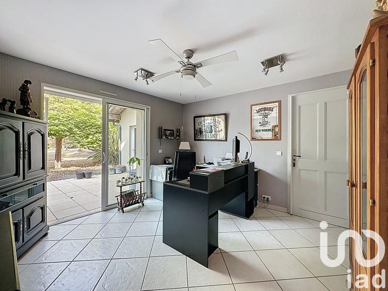 Maison - 232 m² - 7 pièces