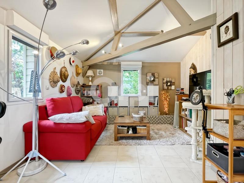 Maison - 231 m² - 8 pièces