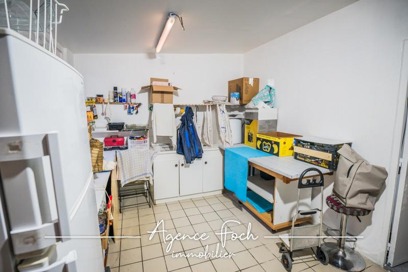 Fonds de commerce - Hôtellerie / Restauration - 150 m²