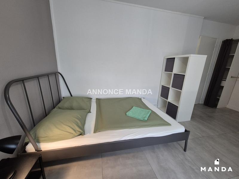 Chambre - 15 m² - 4 pièces