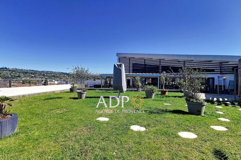 Fonds de commerce - Magasins - 281 m²