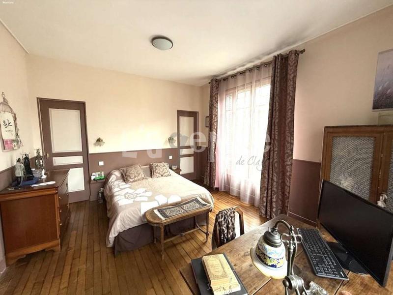 Propriété - 160 m² - 7 pièces